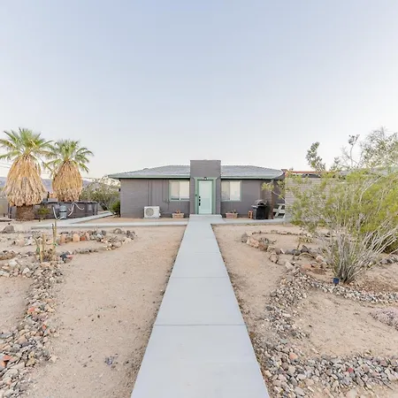 New Property! The Cactus Villas At Joshua Tree National Park - Pool, Hot Tub, Outdoor Shower, Fire Pit